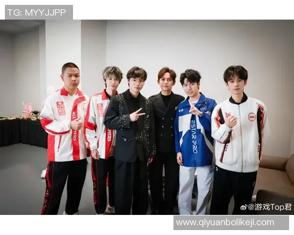 帅气足球球星引领潮流风尚 赛场外的时尚与魅力碰撞